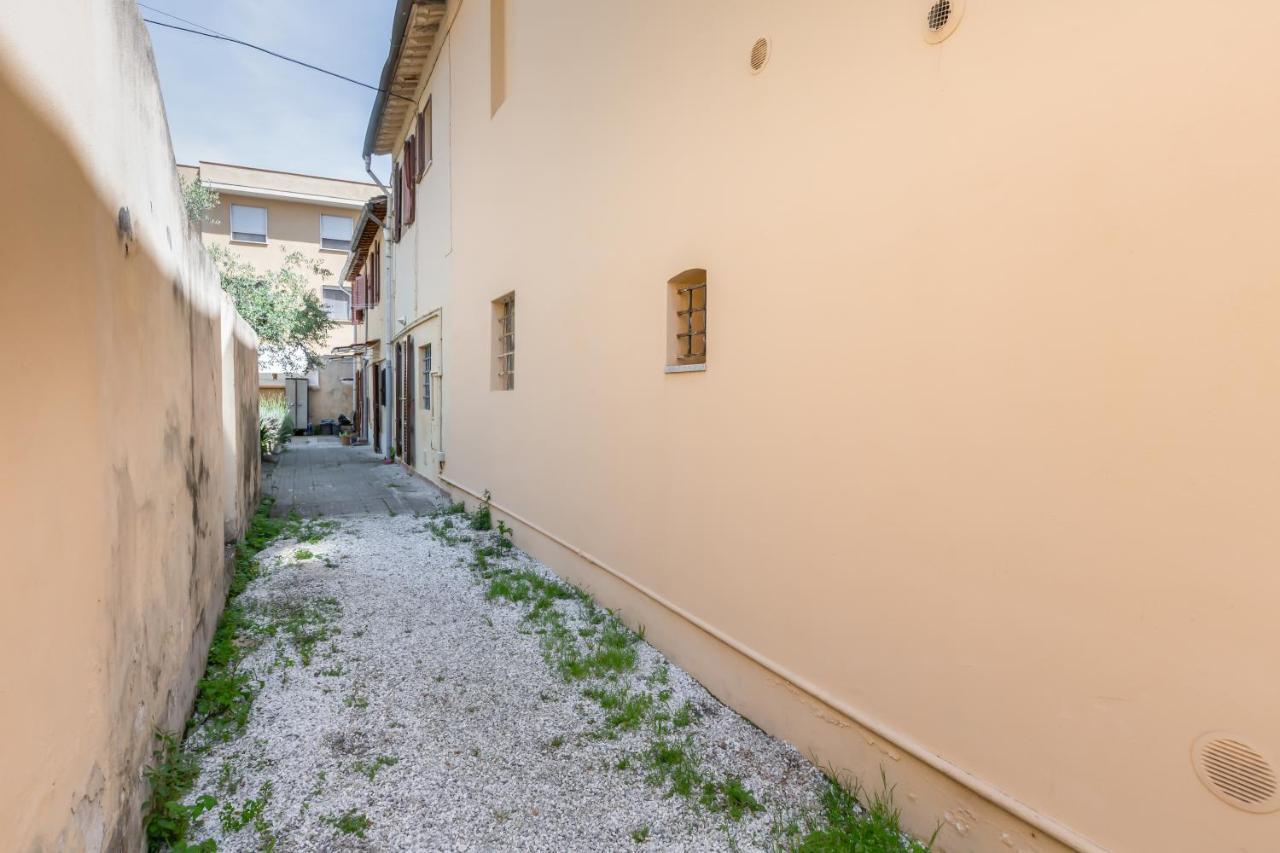 Cisanello Rock Apartment With Patio And Barbecue ปิซา ภายนอก รูปภาพ